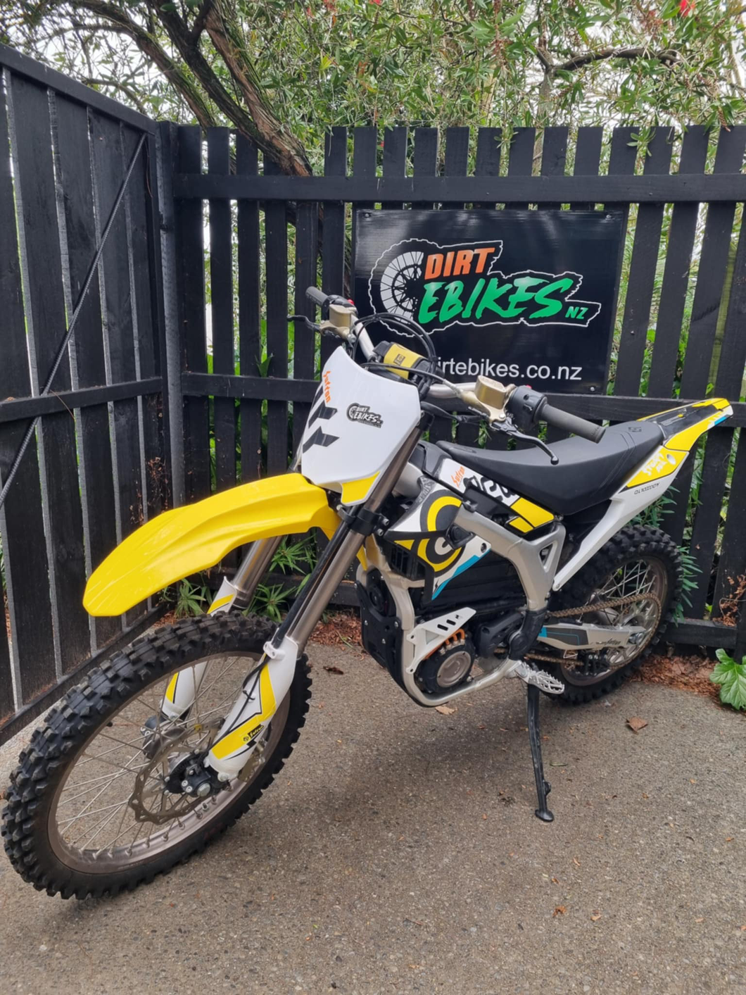 2024 Sur-Ron STORM BEE F - ex Demo