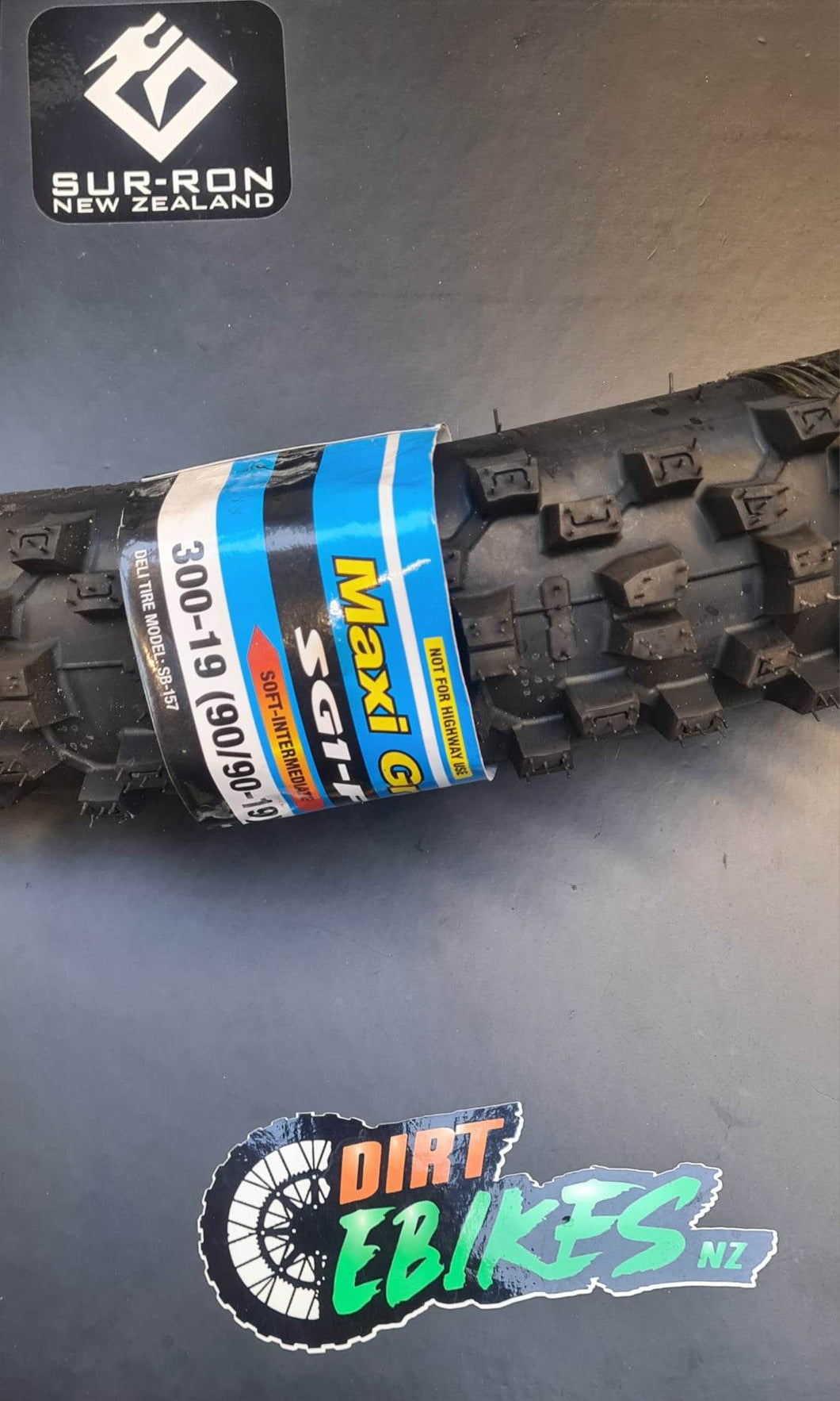 Ultra bee Maxigrip Sg1 replacement for stock tyre
