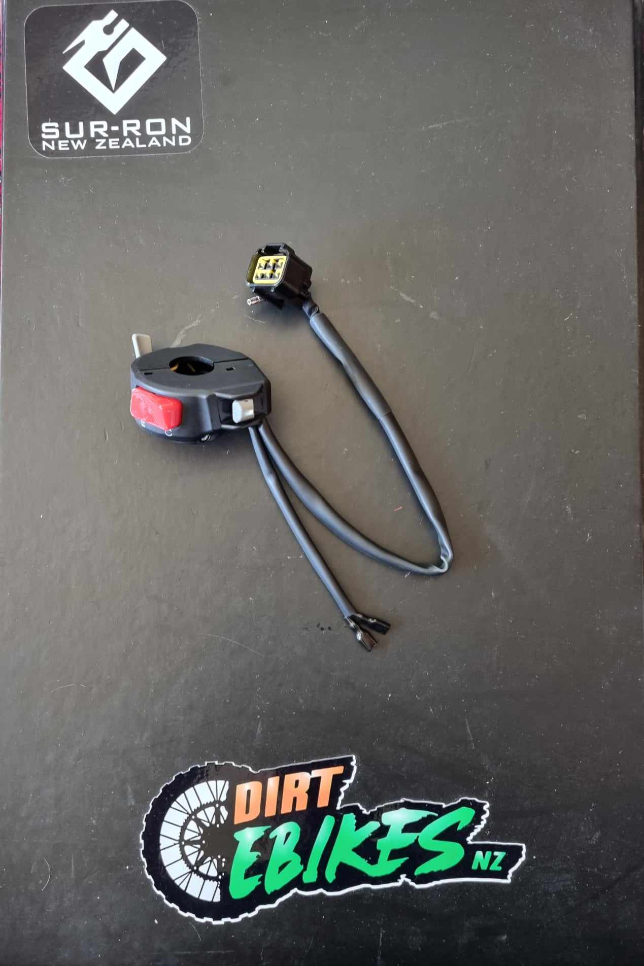 Ultra Bee Right Hand Combination Switch