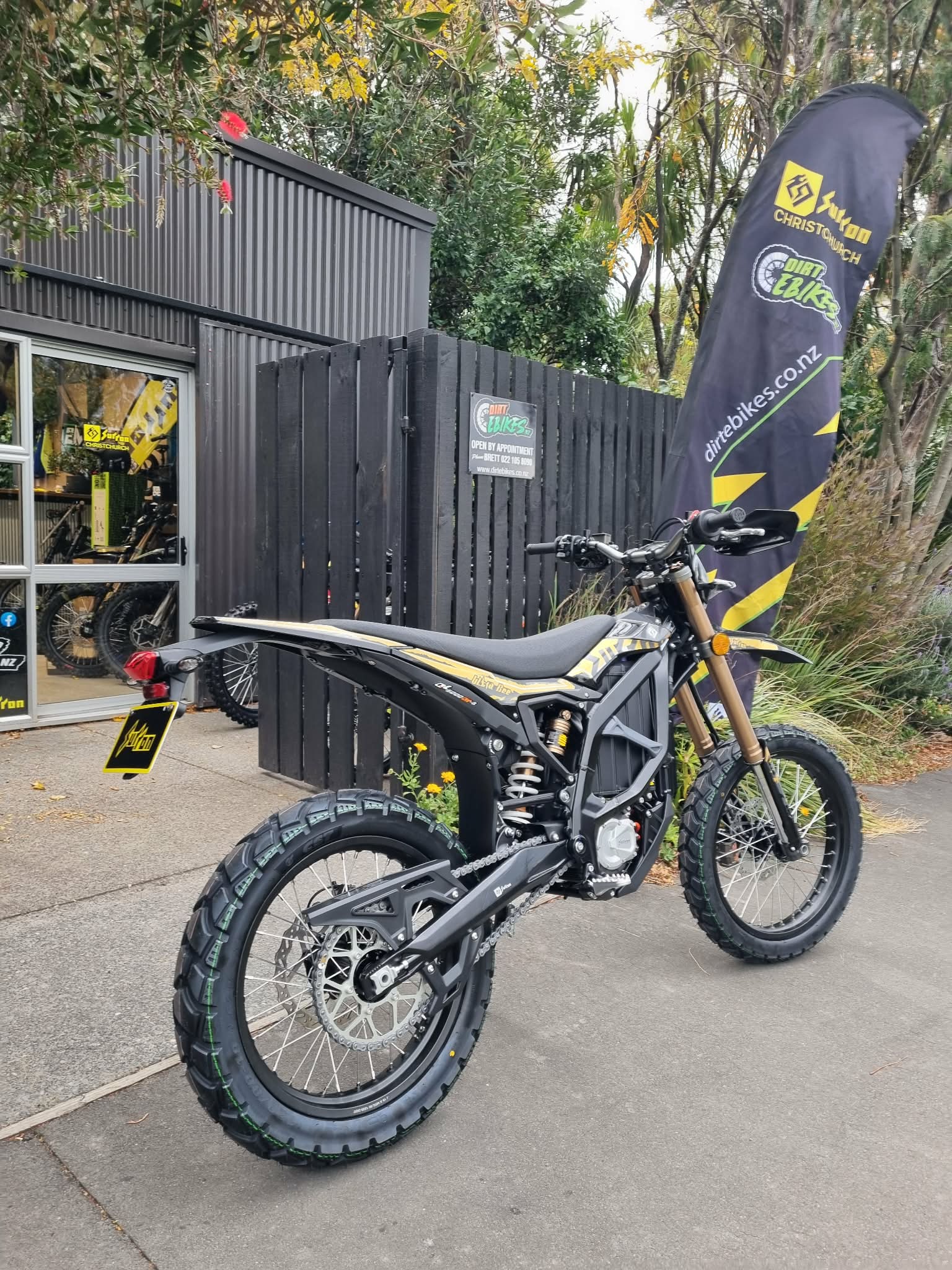 2026 Sur-Ron Ultra Bee HP R - Road legal - LAM's approved