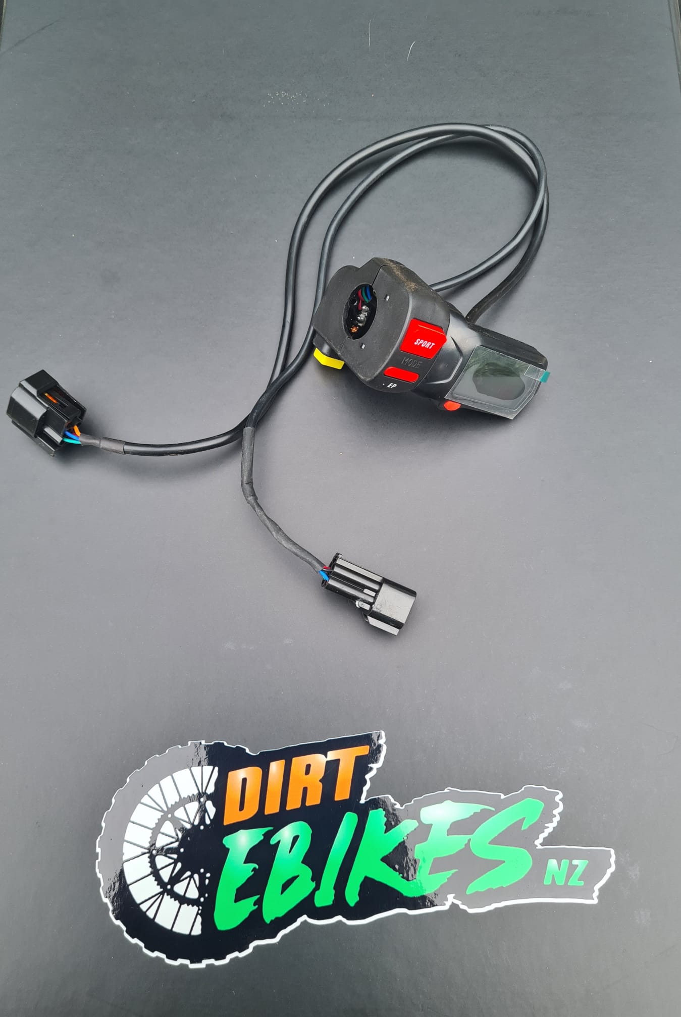 Speedo/Mode and Horn Switches